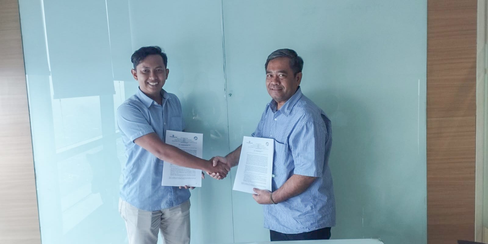 Edited Handshake